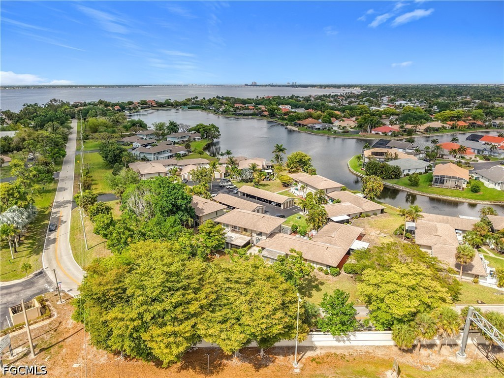 4293 Island Circle 4