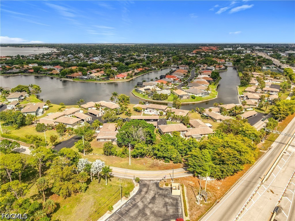 4293 Island Circle 4