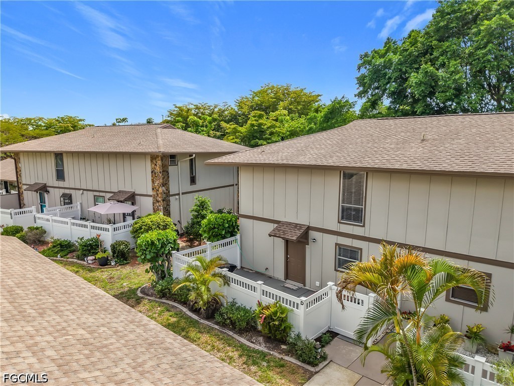 4293 Island Circle 4