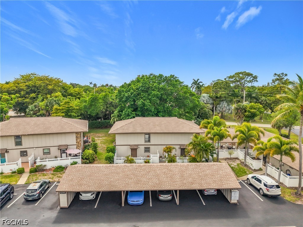 4293 Island Circle 4