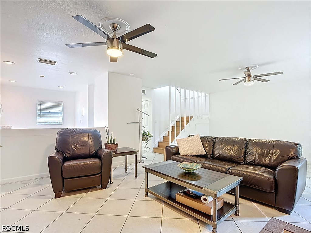 4293 Island Circle 4