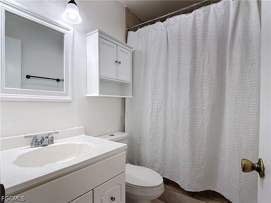 4293 Island Circle 4