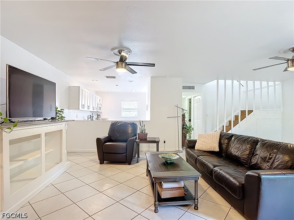 4293 Island Circle 4