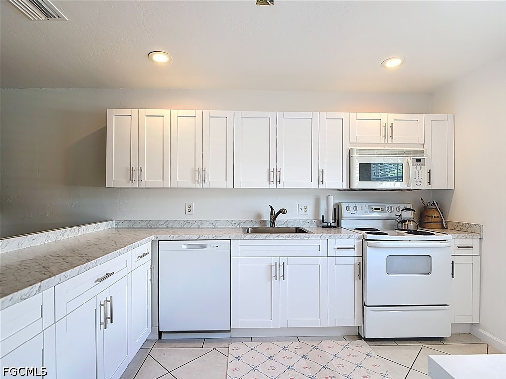 4293 Island Circle 4