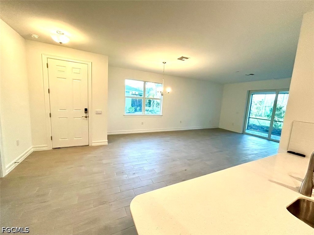 43806 Blue Heron LN