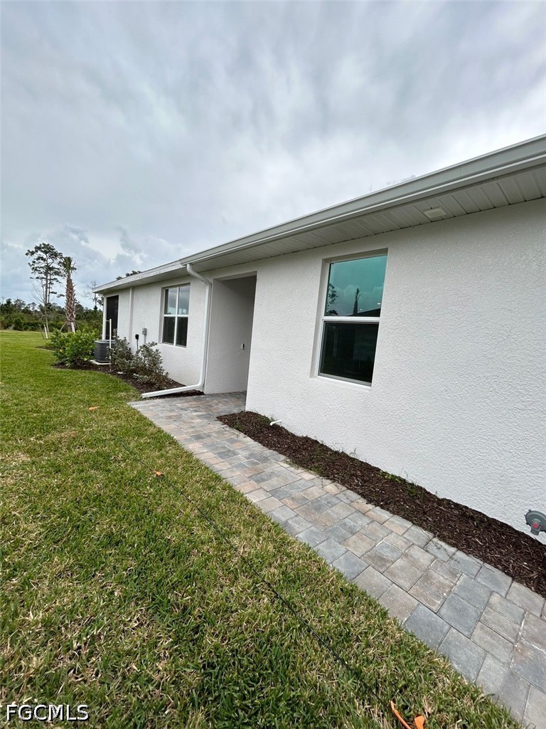 43806 Blue Heron LN