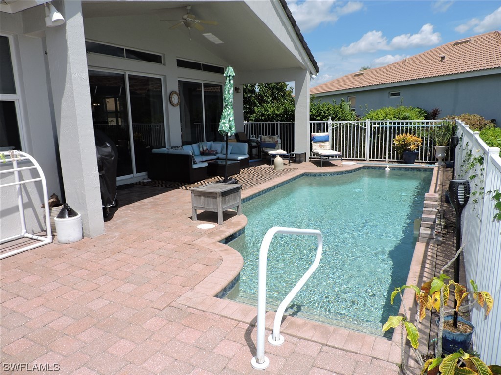 2841 Apple Blossom DR