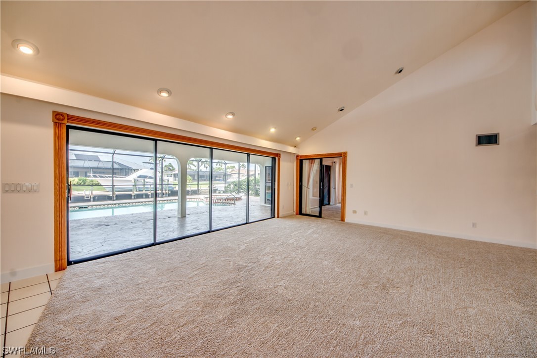 5036 SW 10th AVE