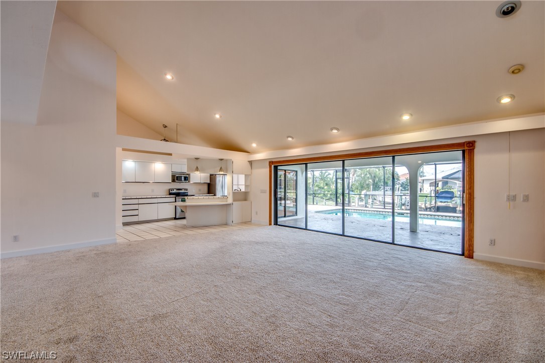 5036 SW 10th AVE