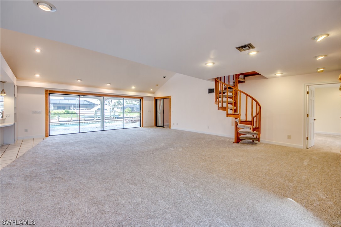 5036 SW 10th AVE