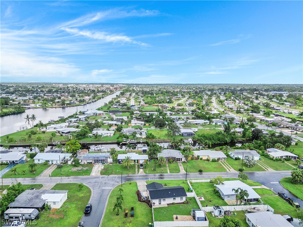 126 Palmetto CIR NE