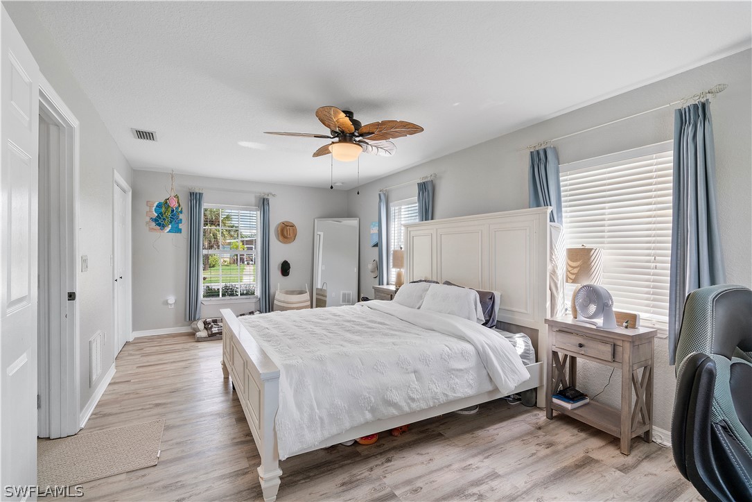 126 Palmetto CIR NE
