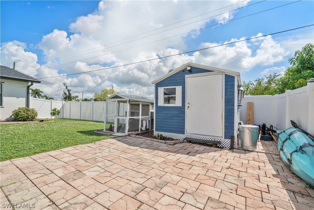 126 Palmetto CIR NE