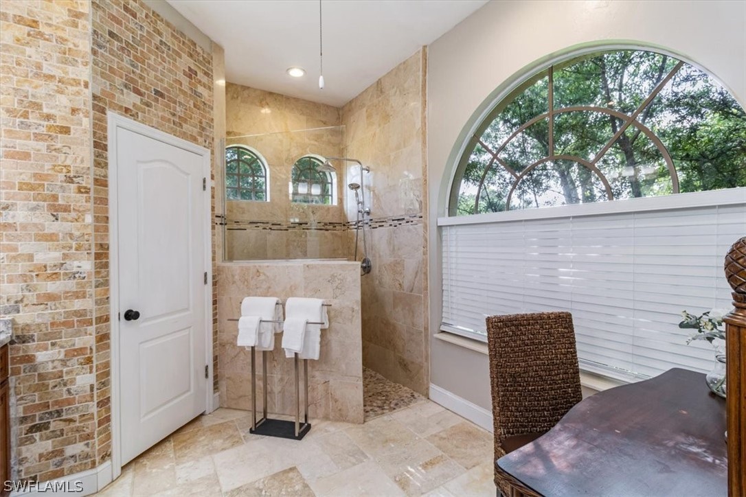 20150 Cypress Creek DR