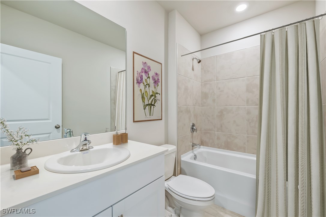 217 NE 23rd PL