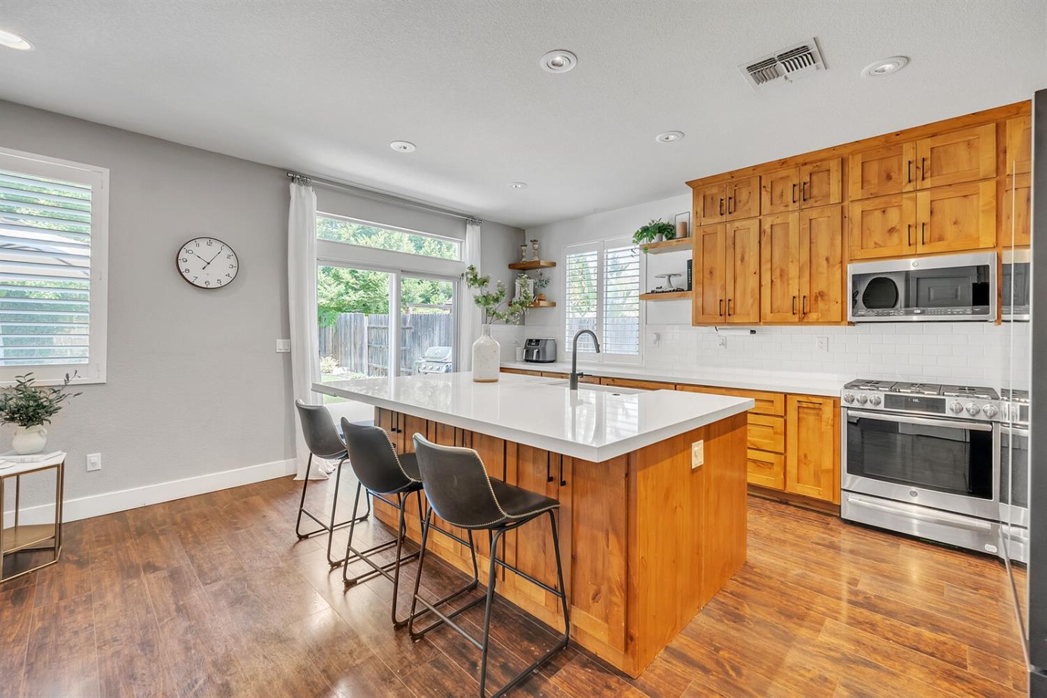 1524 Arroyo Madrone Lane