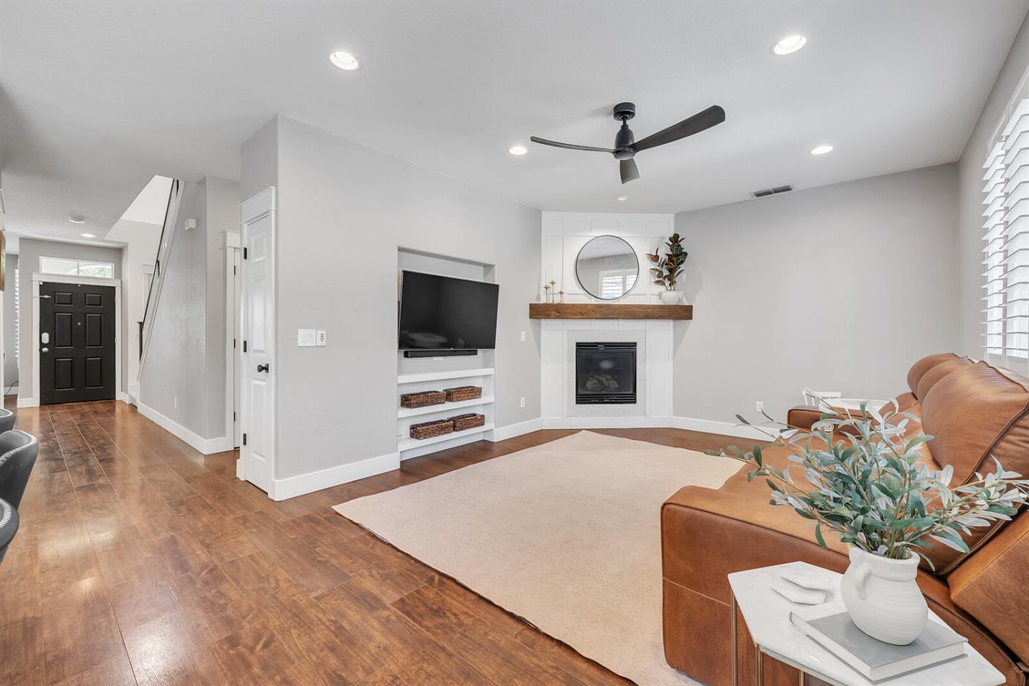 1524 Arroyo Madrone Lane