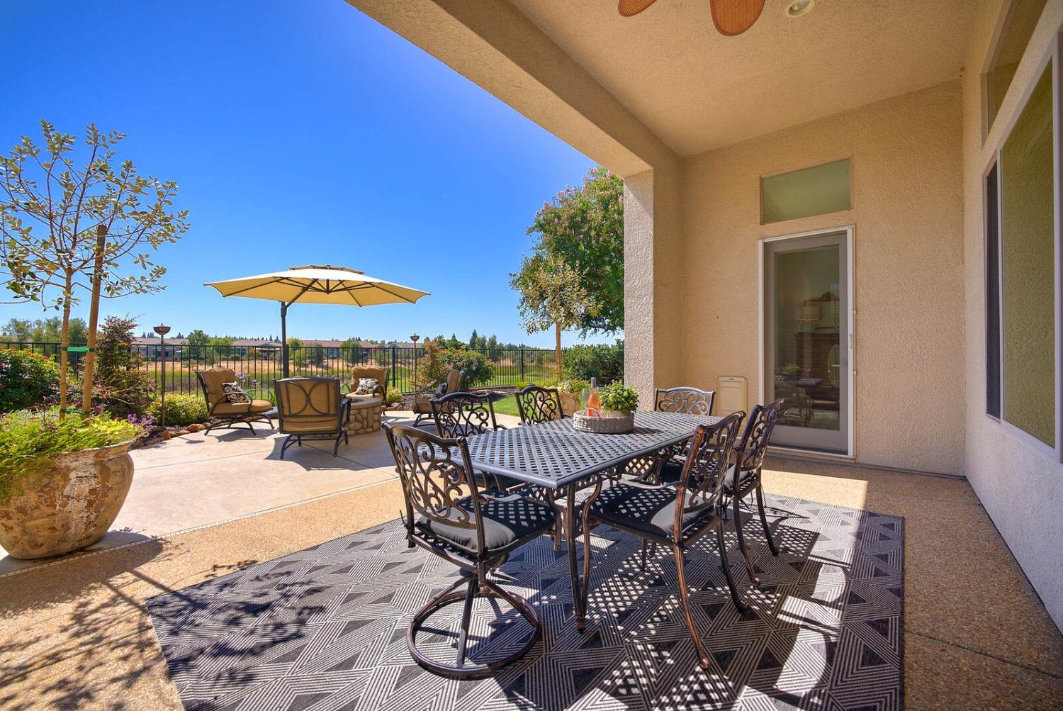 1221 Lasso Lake Lane