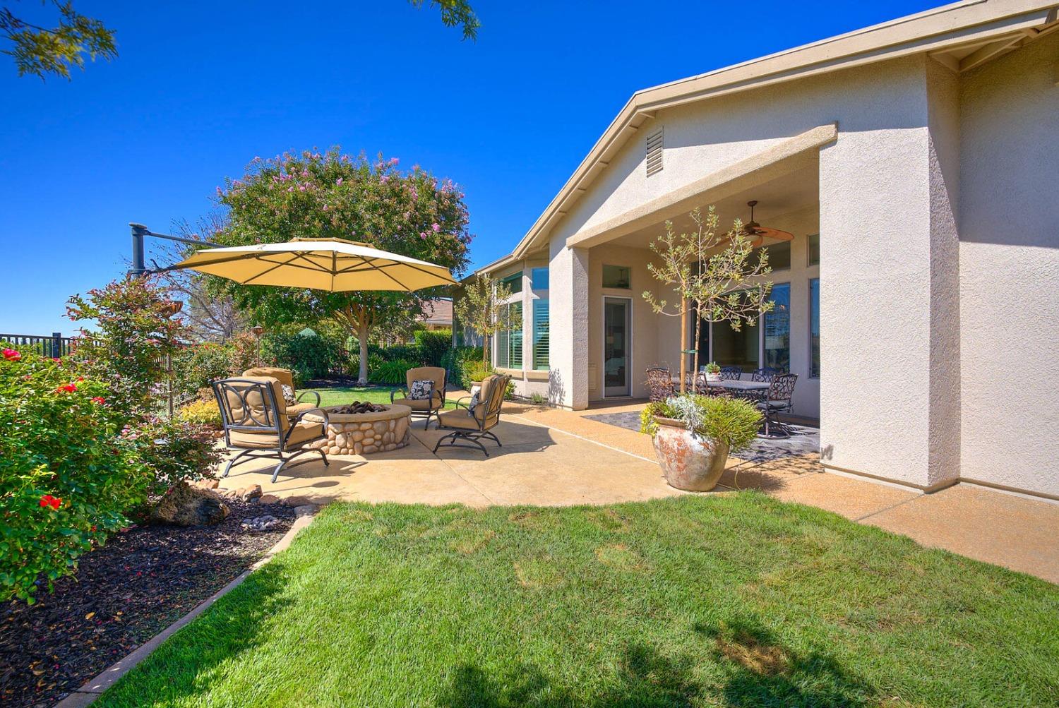 1221 Lasso Lake Lane