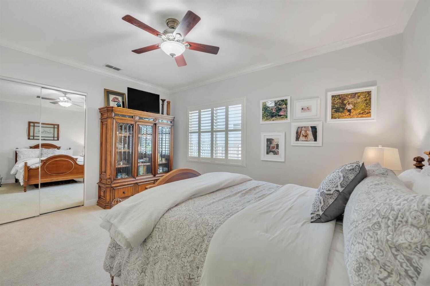 1221 Lasso Lake Lane