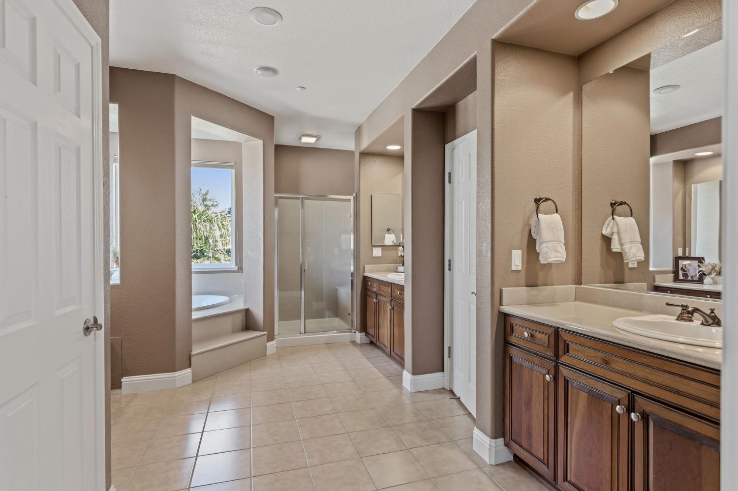 2240 Owencarrow Lane