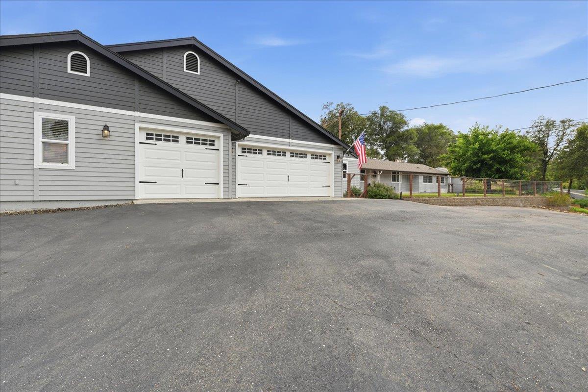 12400 Dry Creek Road