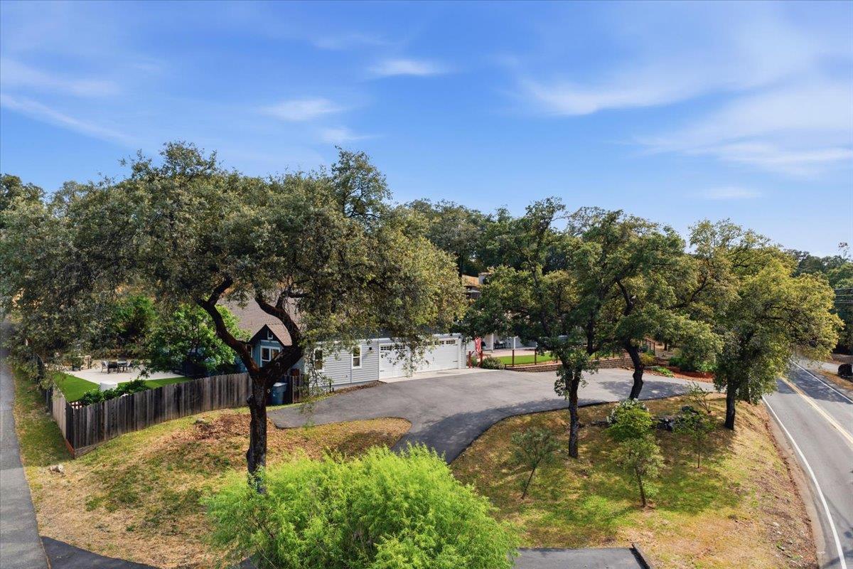 12400 Dry Creek Road