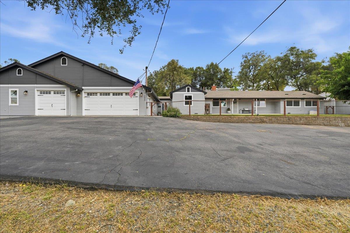 12400 Dry Creek Road