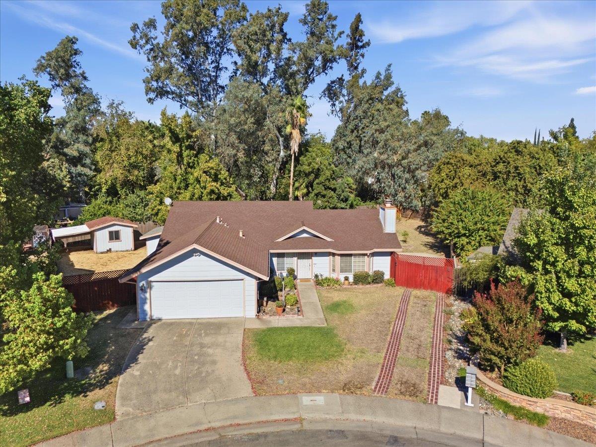 8230 Peregrine Way