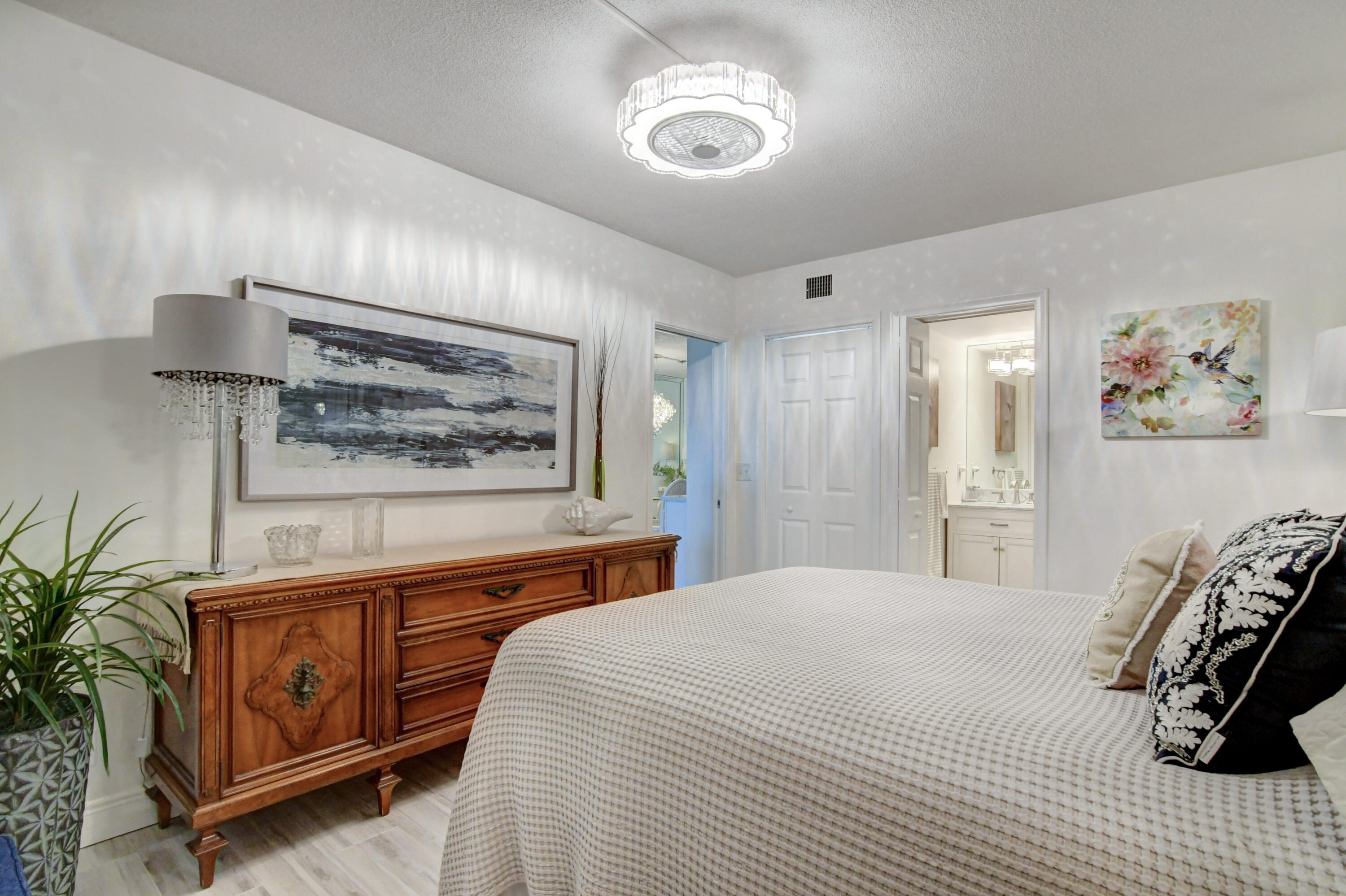 3301 Spanish 105 Trail Unit: 105