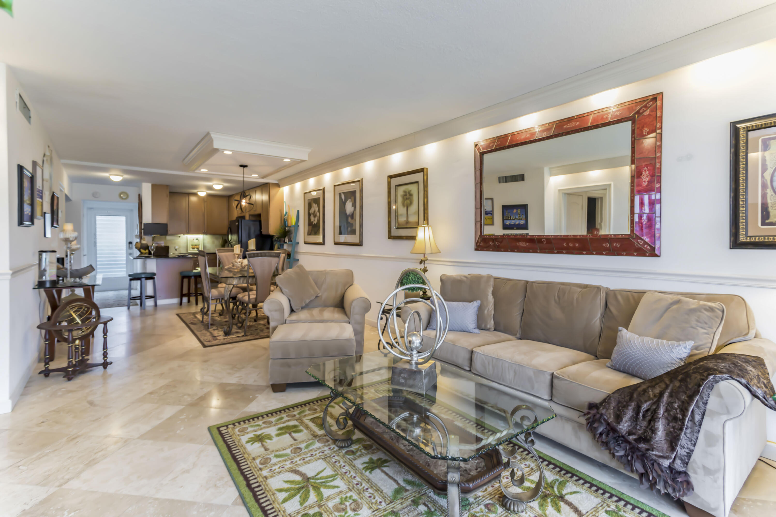 951 Spanish Circle Unit: 141-F