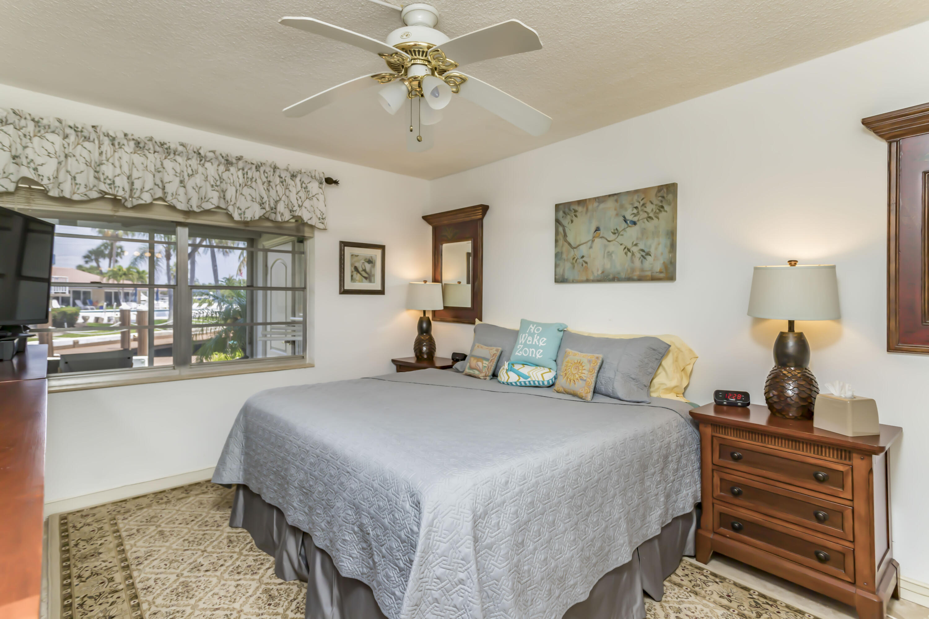 951 Spanish Circle Unit: 141-F