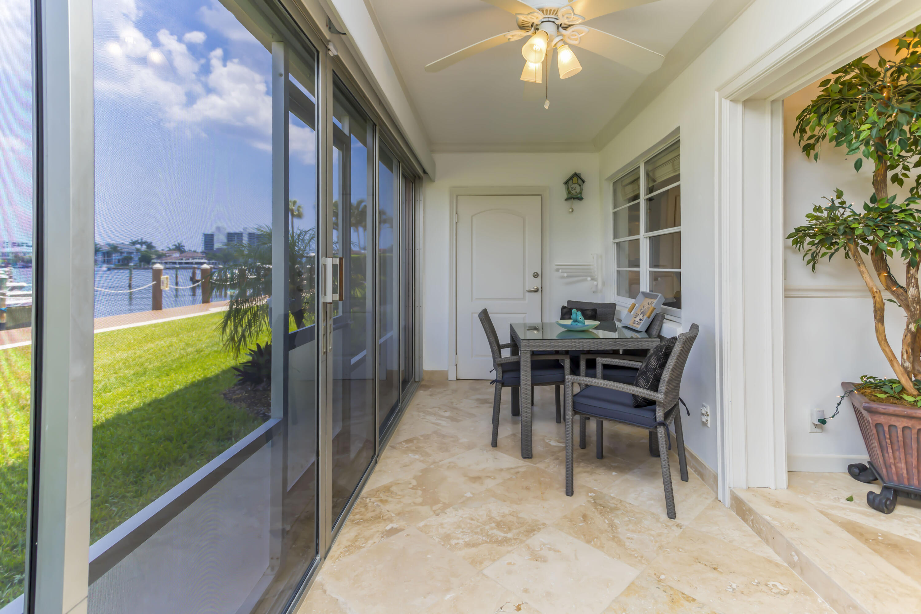 951 Spanish Circle Unit: 141-F