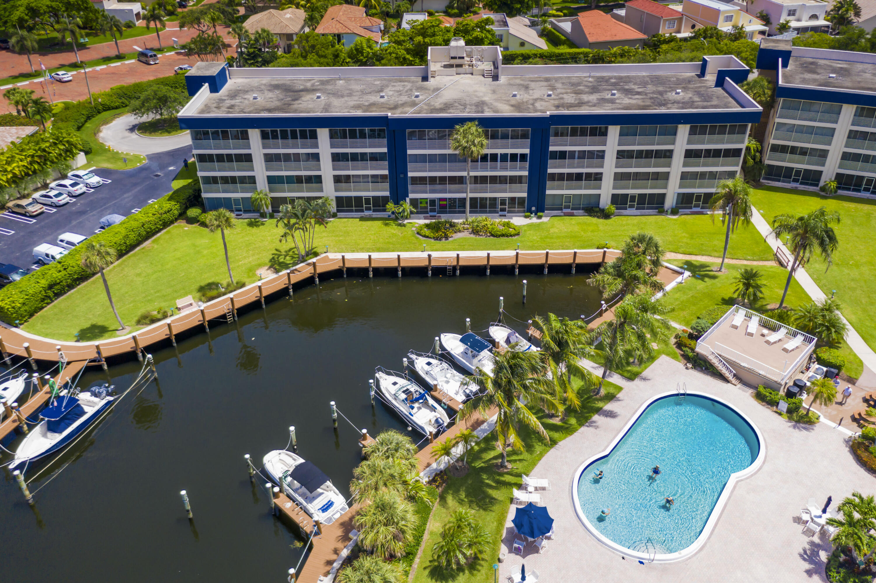 951 Spanish Circle Unit: 141-F