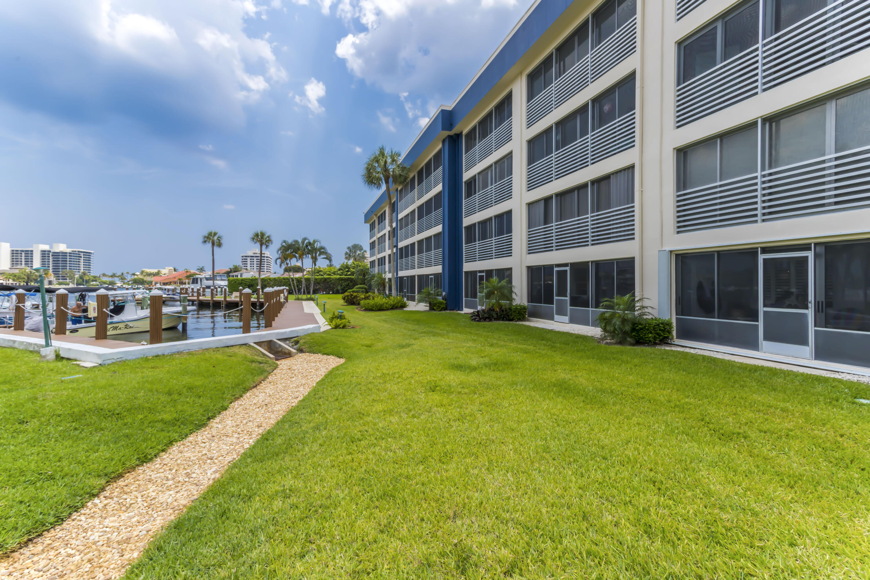 951 Spanish Circle Unit: 141-F