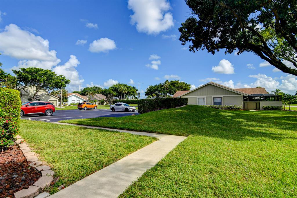 5694 Northpointe Lane Lane