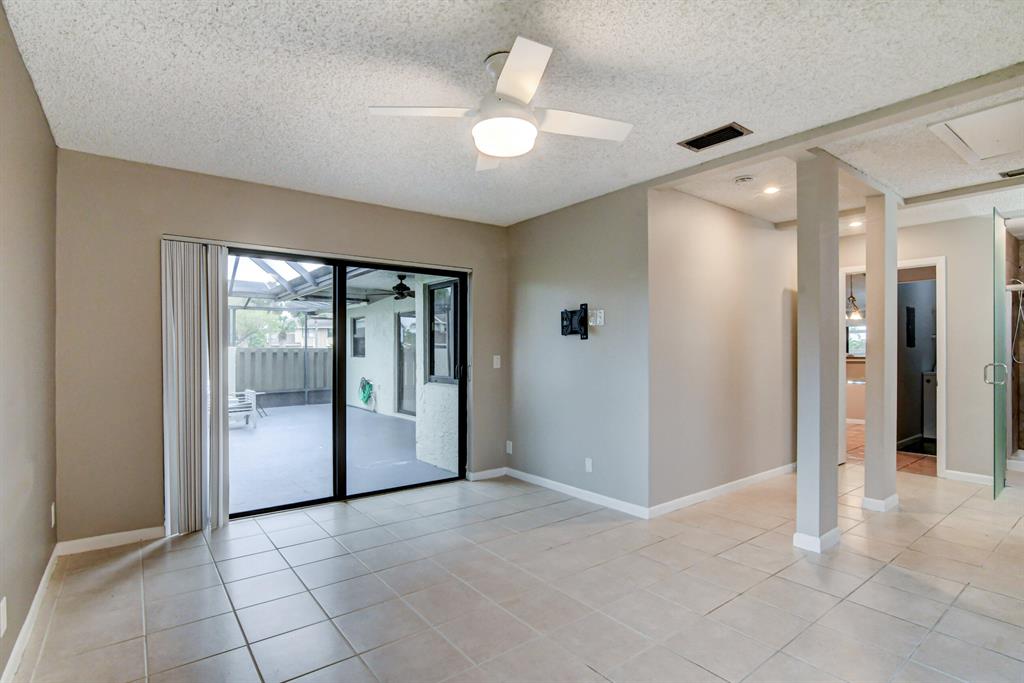 5694 Northpointe Lane Lane