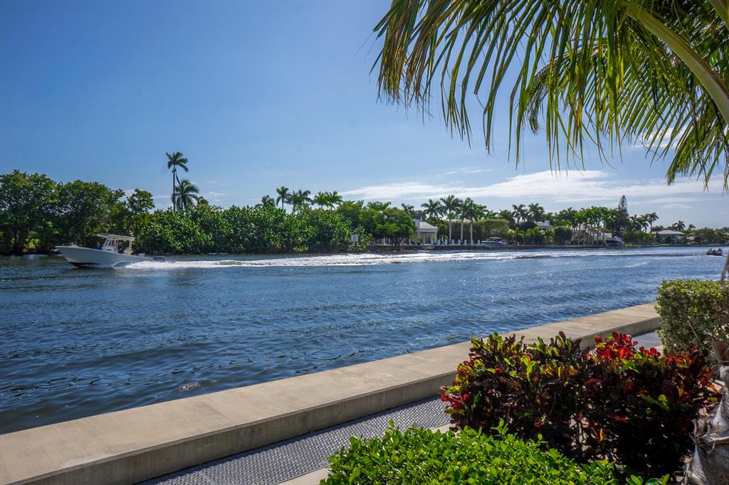 30 Colonial Club Drive Unit: 202