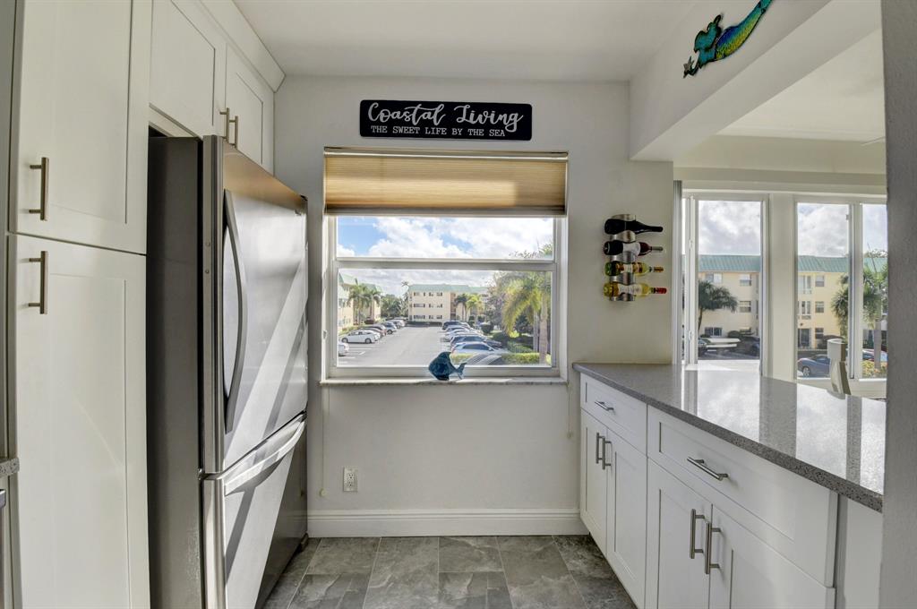 30 Colonial Club Drive Unit: 202