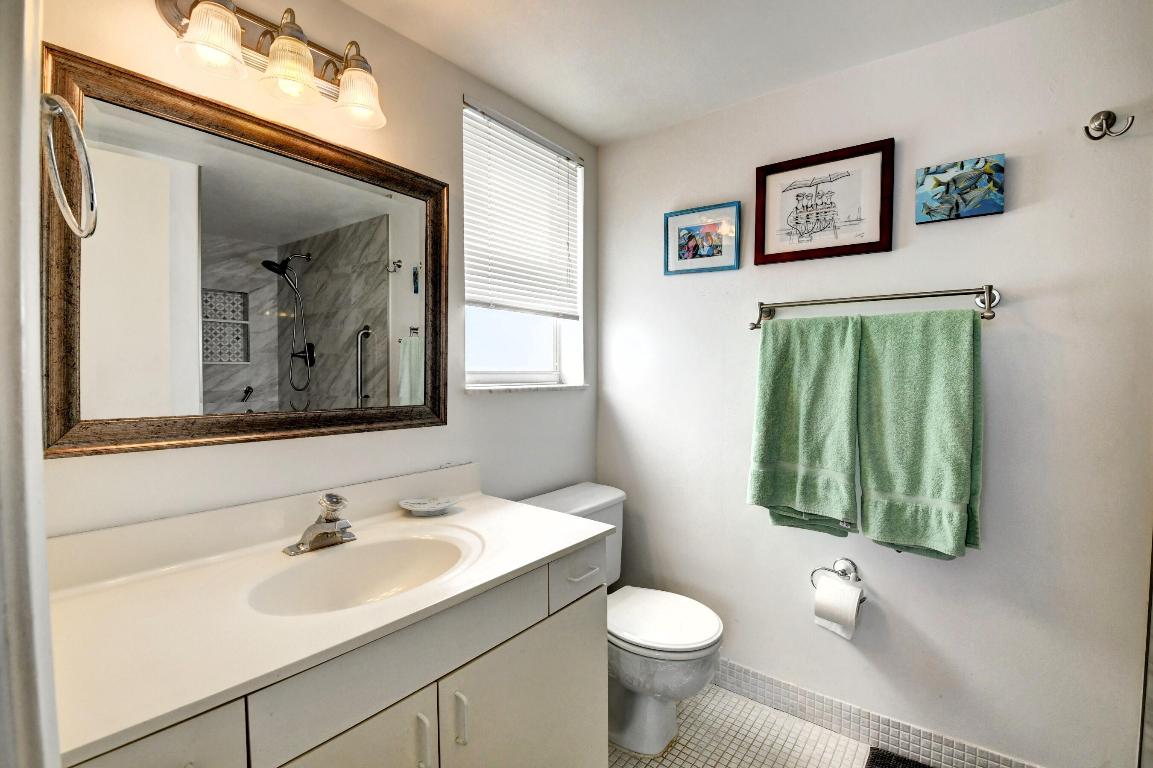 1 Colonial Club Drive 204