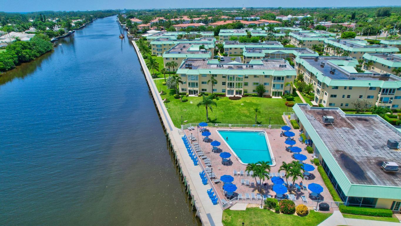 1 Colonial Club Drive 204