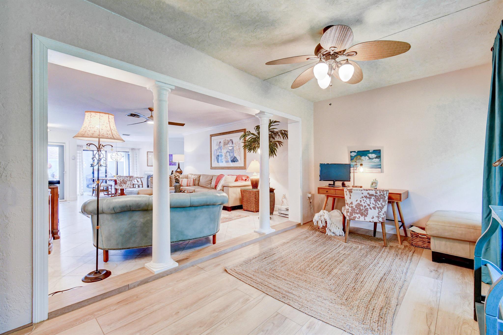 10 S Lakeshore Drive