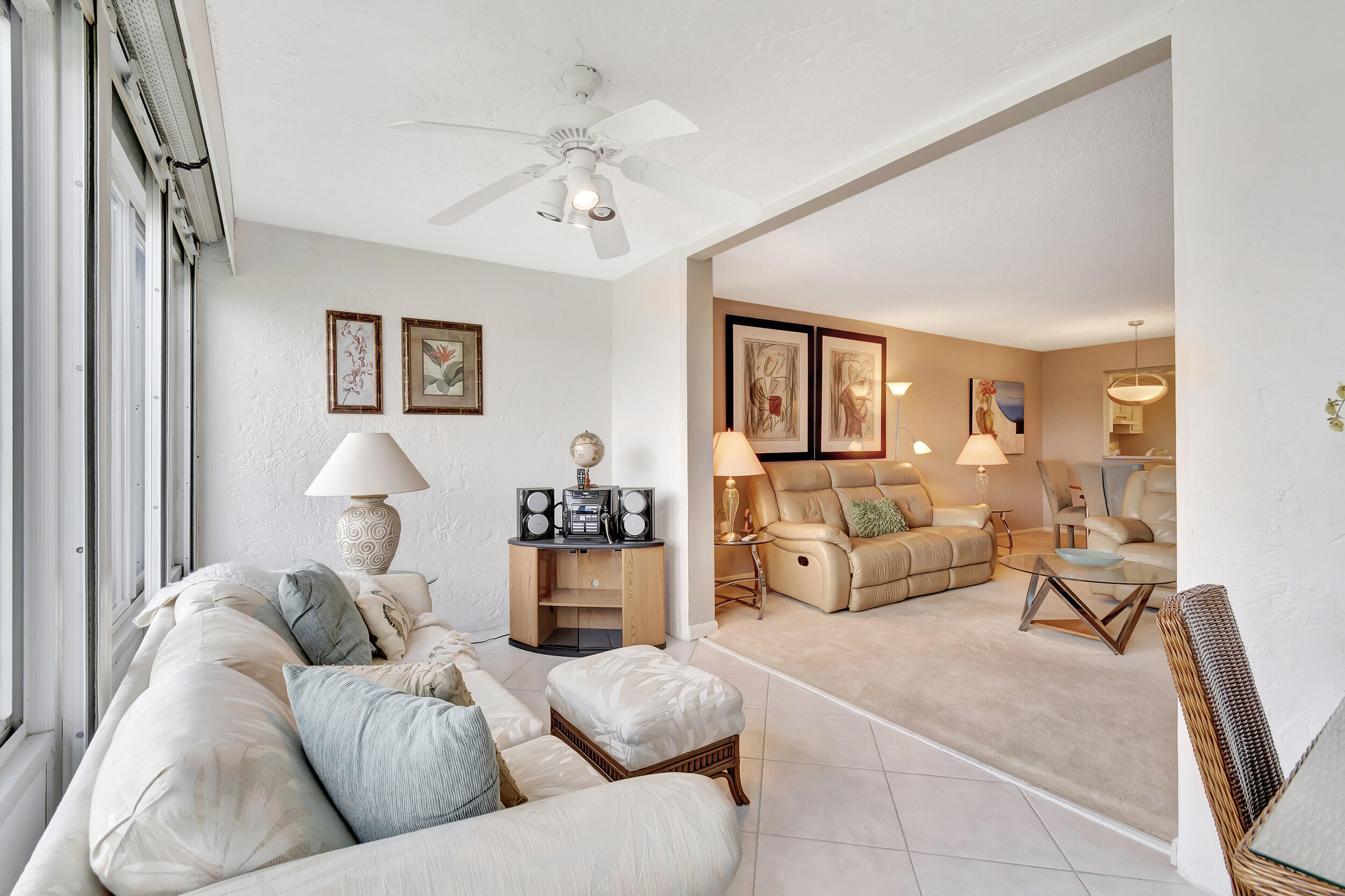 26 Abbey Lane 305