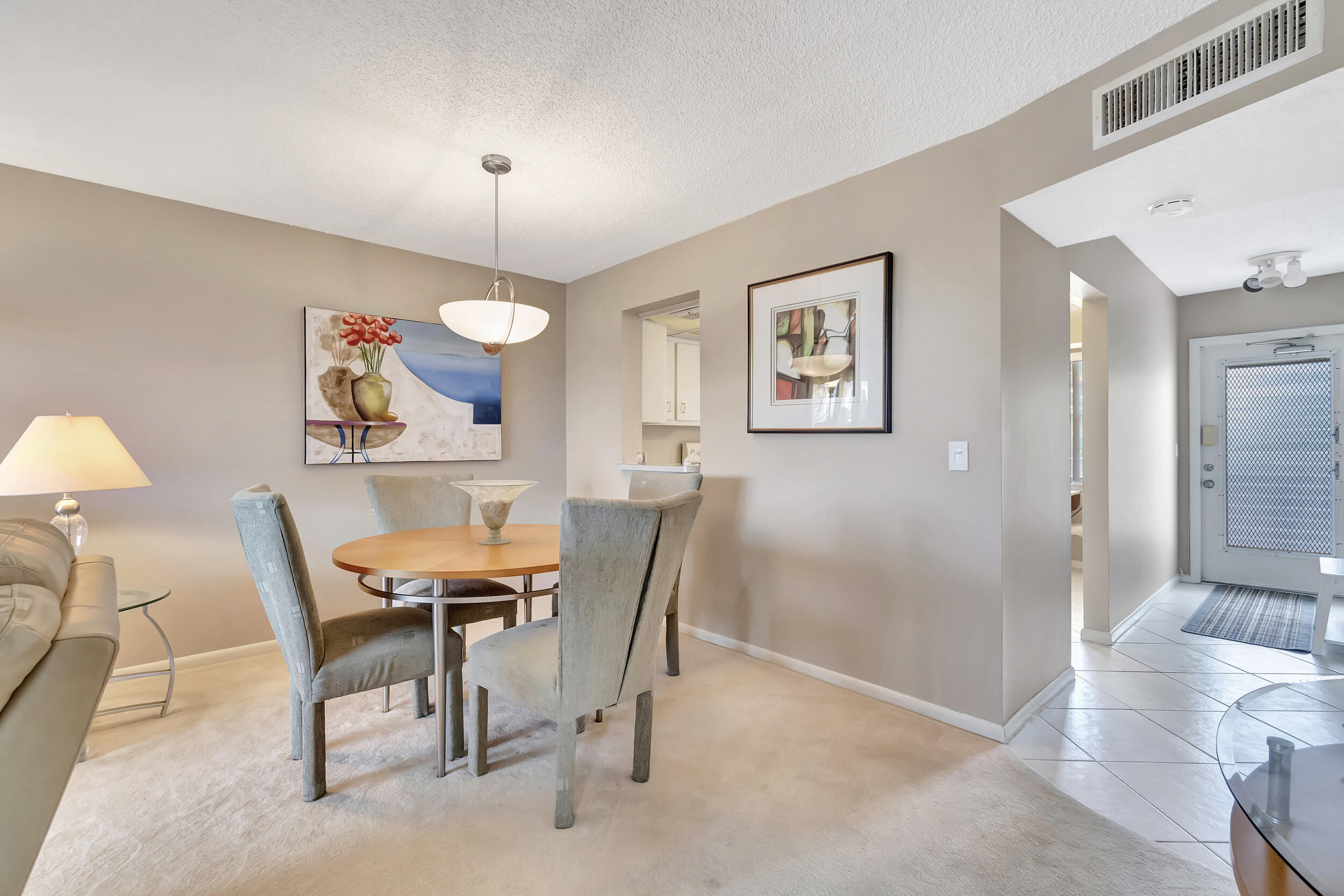 26 Abbey Lane 305