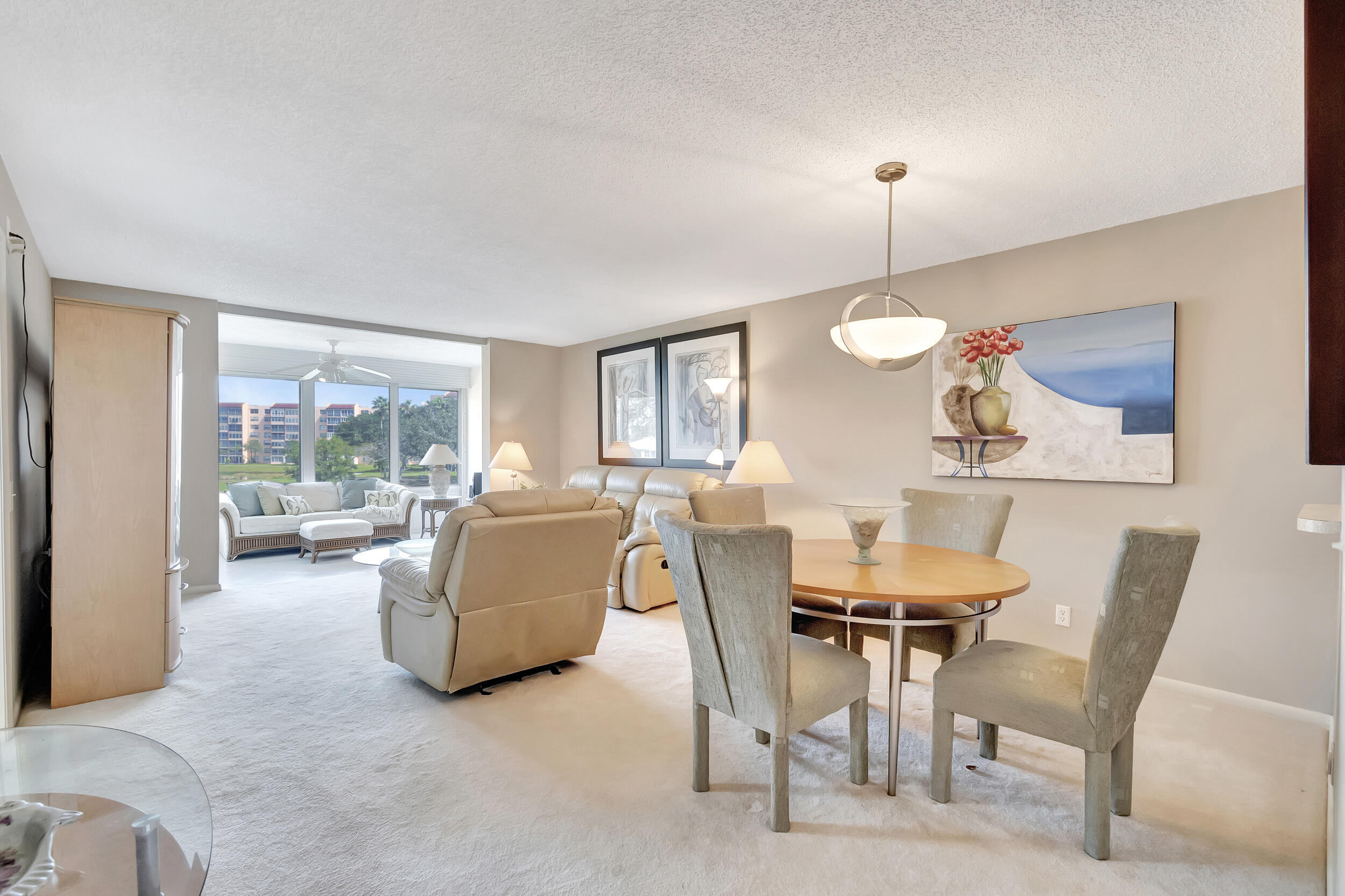 26 Abbey Lane 305
