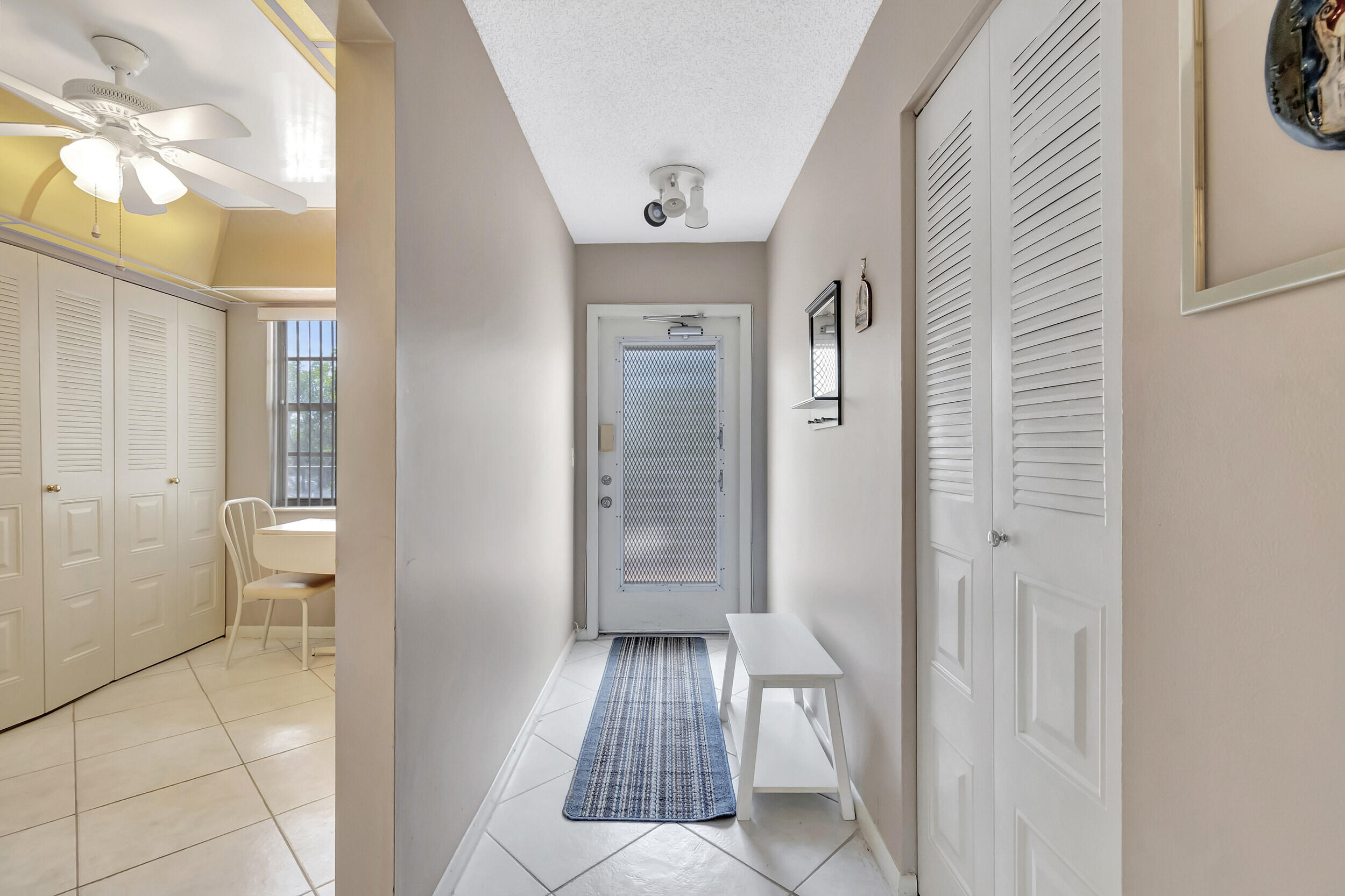 26 Abbey Lane 305