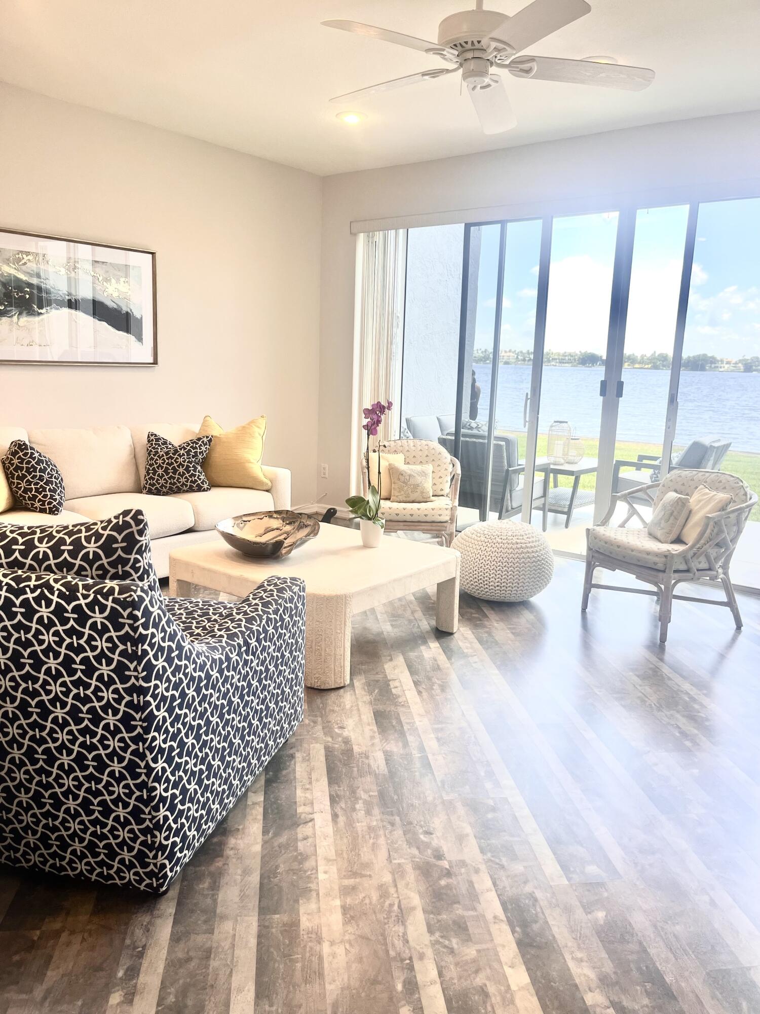 33 S Lakeshore Drive