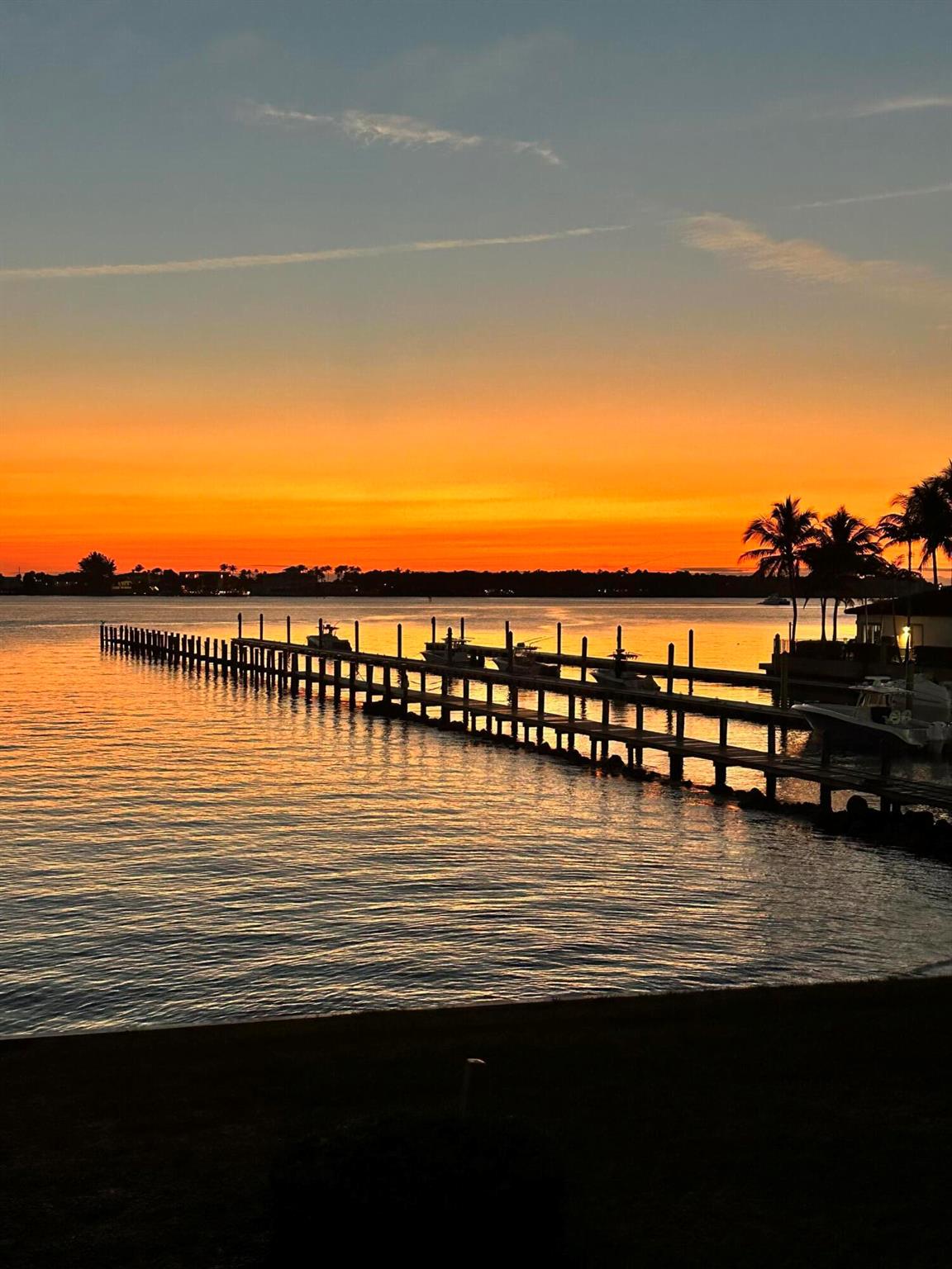 33 S Lakeshore Drive