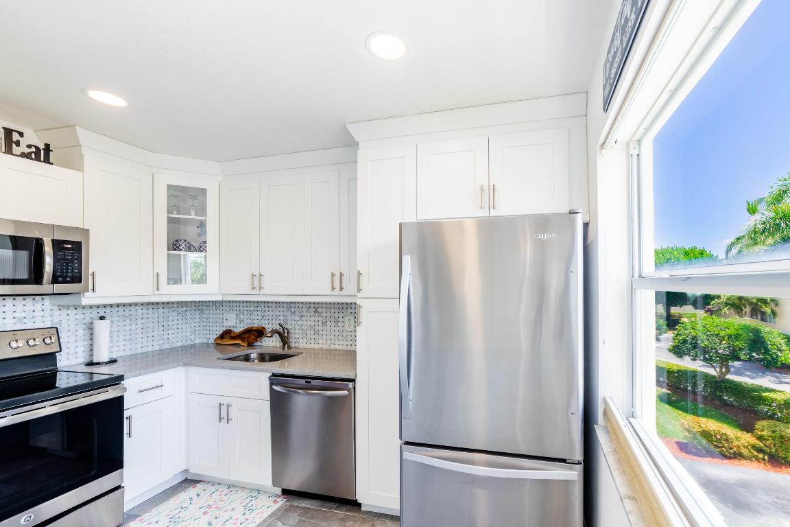 30 Colonial Club Drive 202