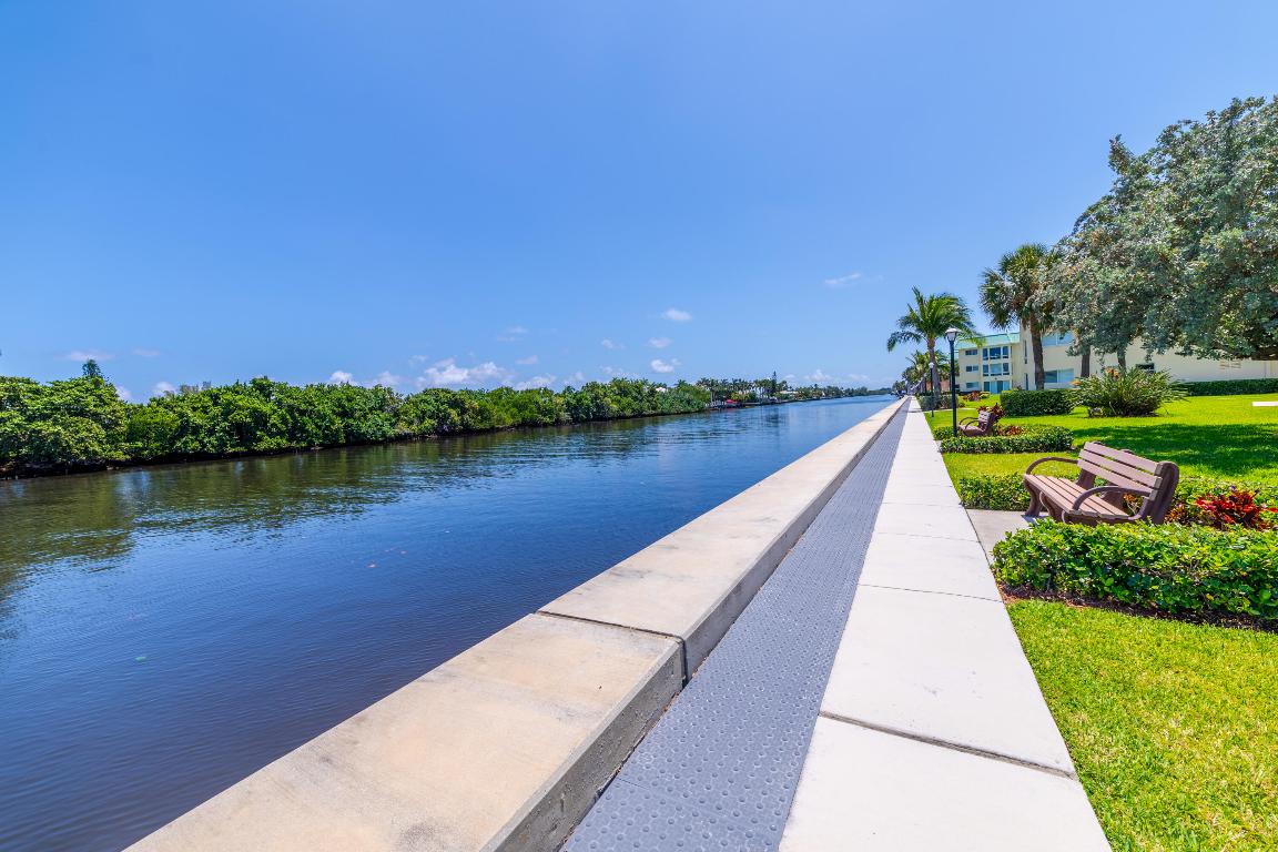 30 Colonial Club Drive 202